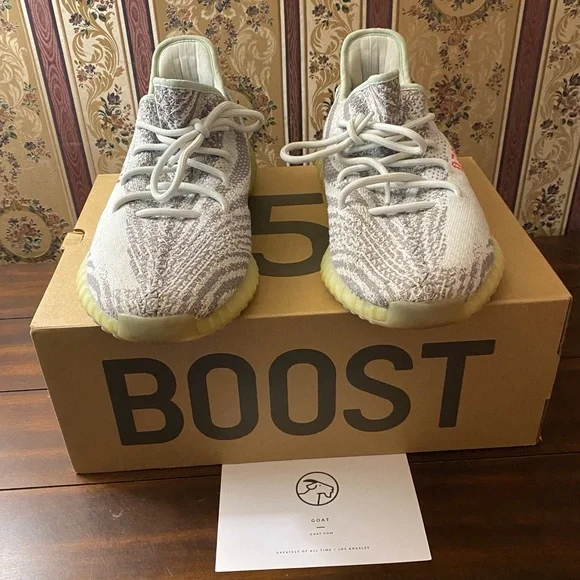 Adidas Yeezy Boost 350 V2 Blue Tint.Size 14